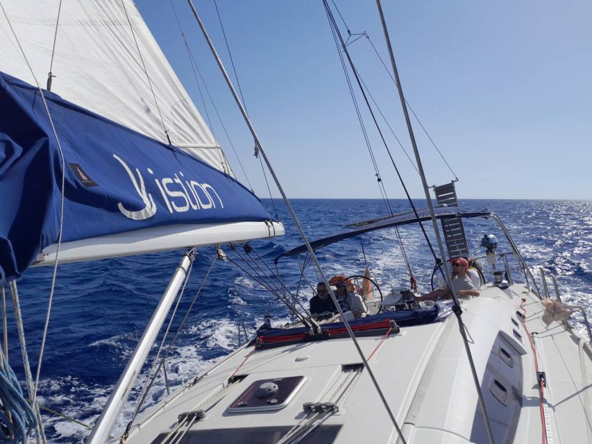 Paros: Full-Day Sailing Yacht Cruise - Lunch With a Cycladic View
