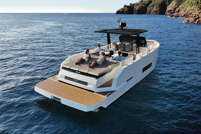 Private 5-Hour Cruise on Brand-New Luxury Yacht in Mykonos (Para Voce) - What the Price Really Buys You