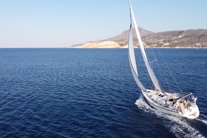 Private Daily Sailing Cruise to Discover the Highlights of Milos - A private boat changes the value of the day