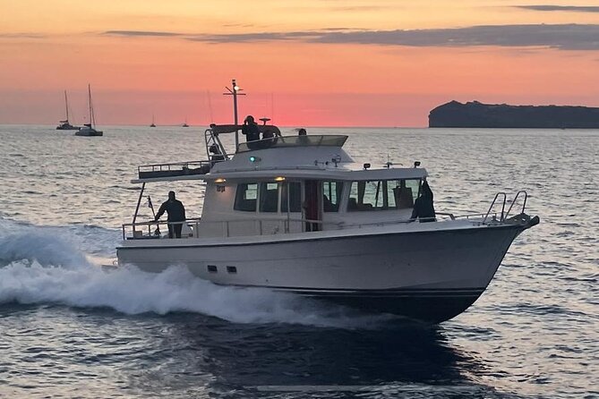 Private Full-Day Motor Yacht Cruise with Meal, Open Bar+Transfers - Starting at Vlychada, with pickup handled for you