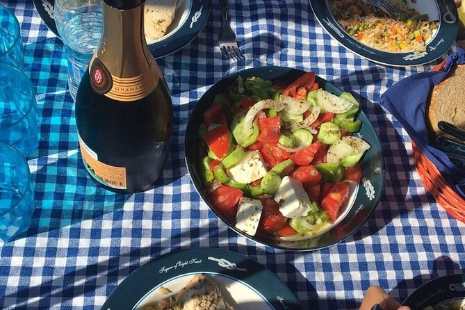 Private luxury Escape Sailing, Snorkel and Lunch Cruise - Sailing away from Heraklion’s Venetian port