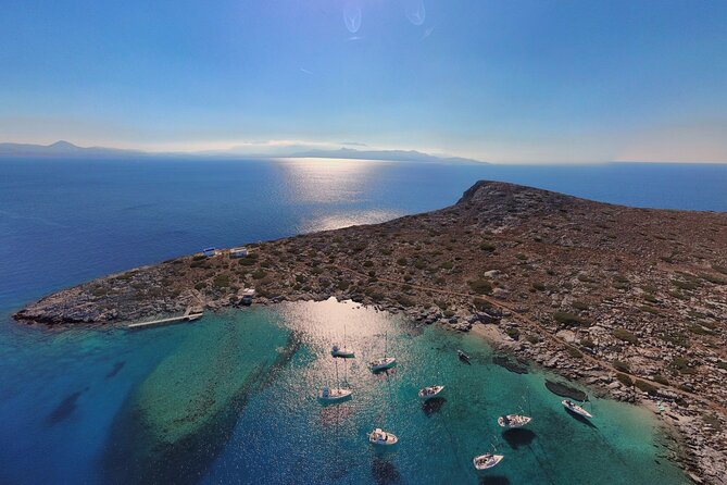 Private Luxury Sailing Trips to Dia Island - What is included on the boat