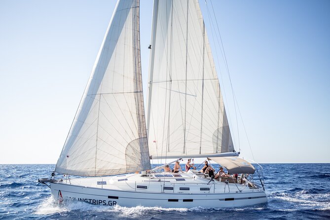 Private Luxury Sailing Trips to Dia Island - How the private format changes the experience