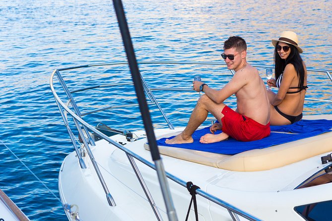 Private Motor Yacht Cruise with BBQ, Open Bar & Transfers - Palea Kameni and the sulfurous hot springs