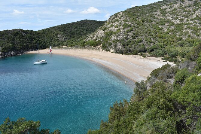 private sailing cruises - What the private format feels like on the water
