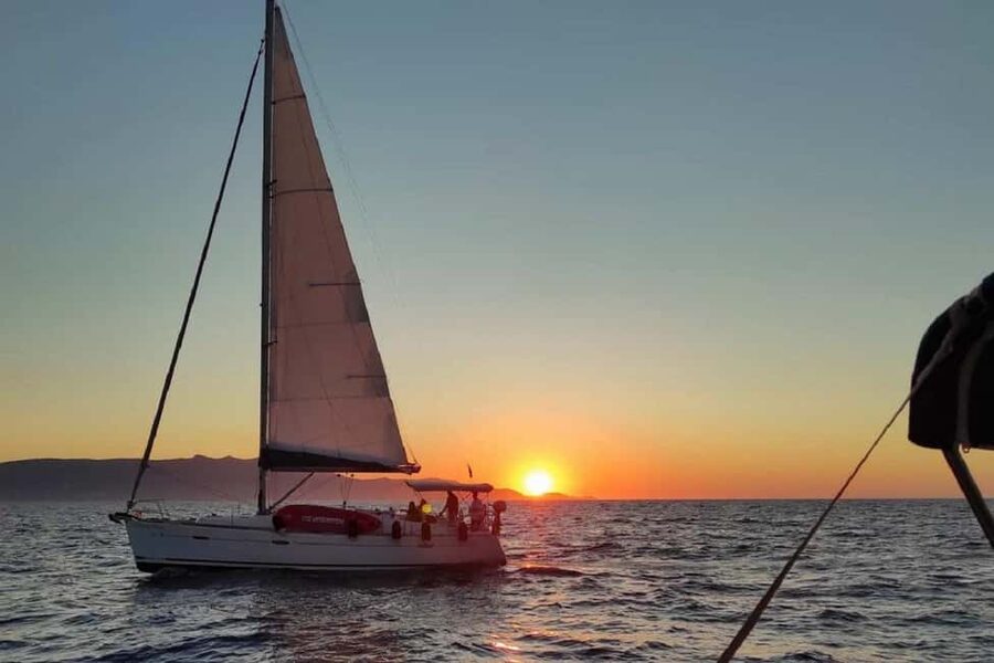 Private Sailing Trip from Heraklion to Dia with meal & SUP - The first hour: leaving Heraklion by sail