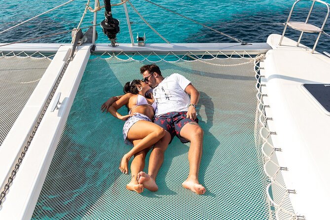 Rethymno: Private Catamaran Cruise with Lunch and Drinks - Small practical details that matter