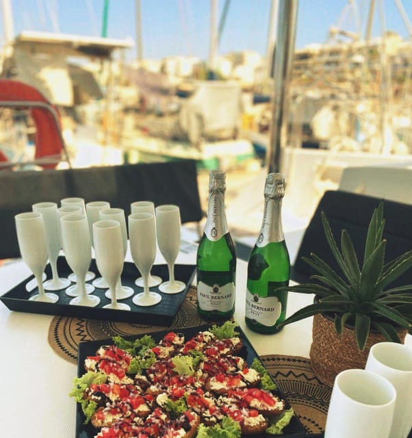 Rethymno: Sunset Catamaran Cruise - Sushi & Open Bar - The First Hour: Sailing Out Toward Skaleta