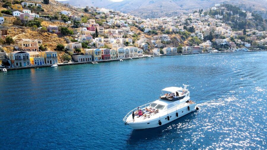 Rhodes: Symi Yacht Tour with Unlimited Drinks and Transfer - Why this yacht trip works so well