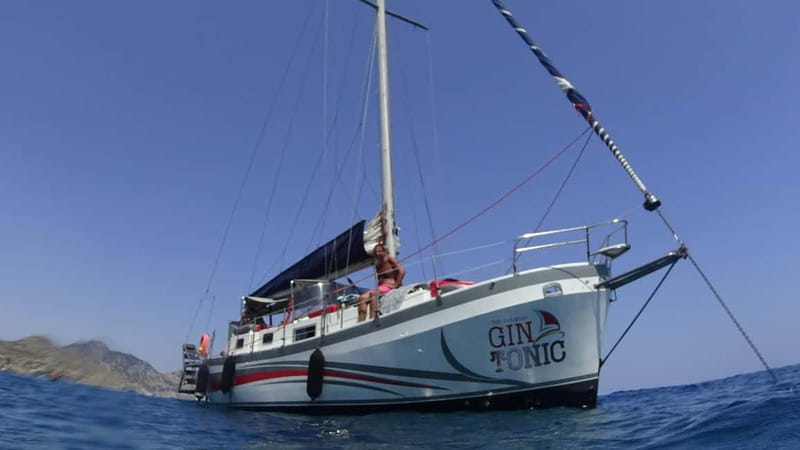 Sailing tour around Lindos with food and drinks - Who will enjoy this Lindos sailing trip