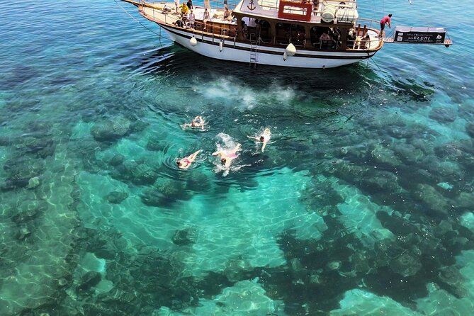 Sailing Trips with Cretan Sailing - What the crew does well