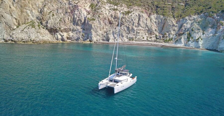 Santorini: Caldera Luxury Catamaran Cruise w/ Meal & Drinks - Crew service and the feel onboard