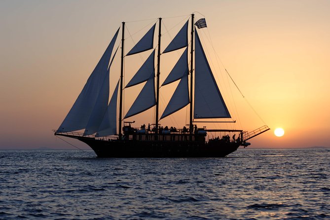 Santorini Caldera Sunset Sailing Cruise with Dinner and Wine - Boarding, pickup, and the first practical hurdle