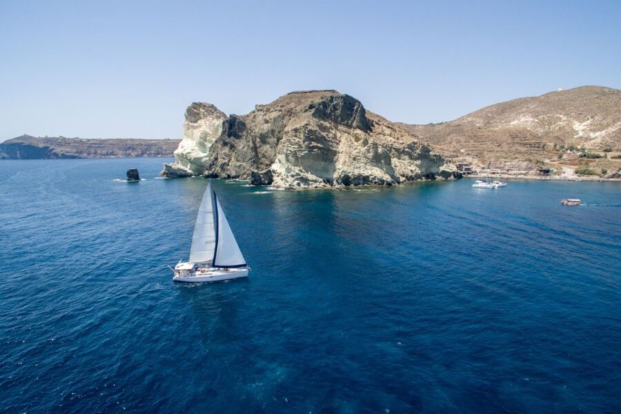 Santorini Caldera: Sunset Sailing Cruise with Meal - Why this five-hour cruise works