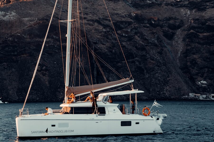 Santorini: Catamaran Caldera Cruise with Meal and Drinks - Key points to know before booking
