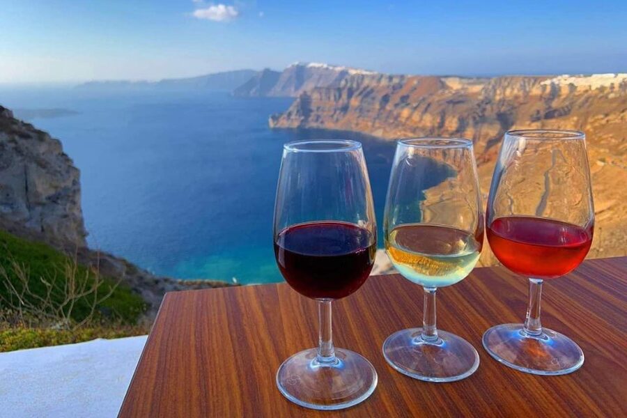 Santorini: Catamaran Cruise, Winery, & Oia Sunset Combo Tour - The handoff between boat and bus