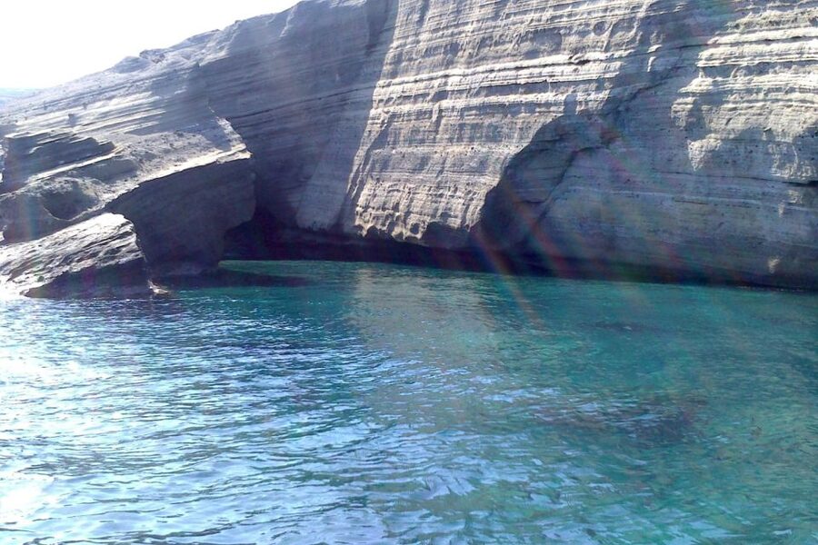 Santorini: Catamaran Cruise, Winery, & Oia Sunset Combo Tour - Morning pickup and the trip to the caldera