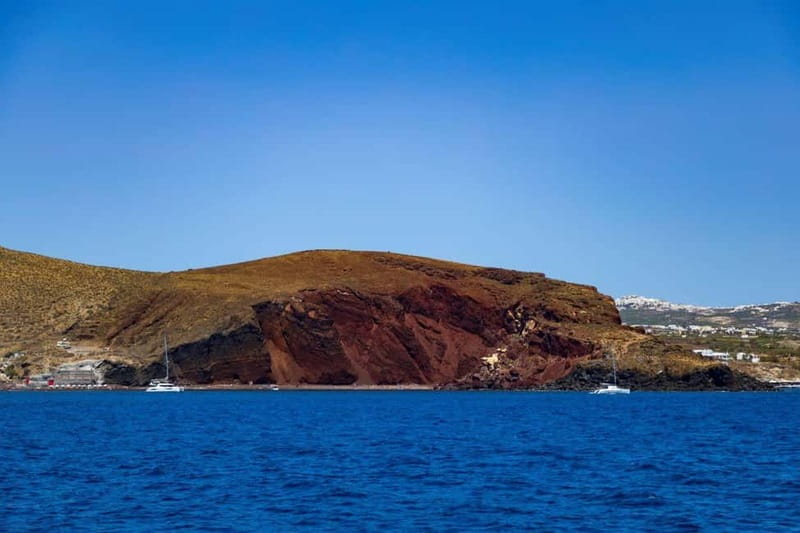 Santorini: Catamaran Cruise with Fresh Meal & Open Bar - Akrotiri Lighthouse and the southern caldera