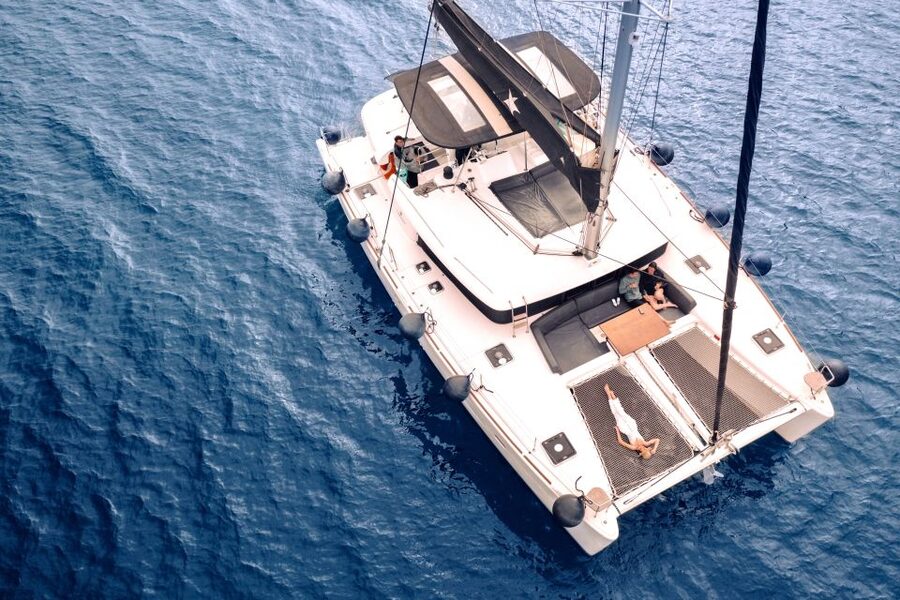 Santorini: Catamaran Cruise with Lunch, Drinks, & Oia Visit - Key points to know before booking