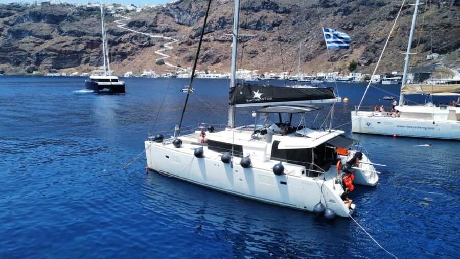 Santorini: Catamaran Cruise with Lunch, Drinks, & Oia Visit - Hot Springs at Palea Kameni