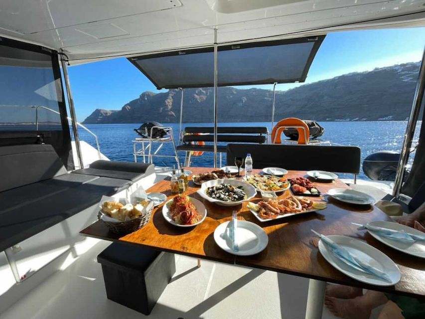 Santorini: Catamaran Cruise with Meal & Open Bar - Why this cruise works so well in Santorini