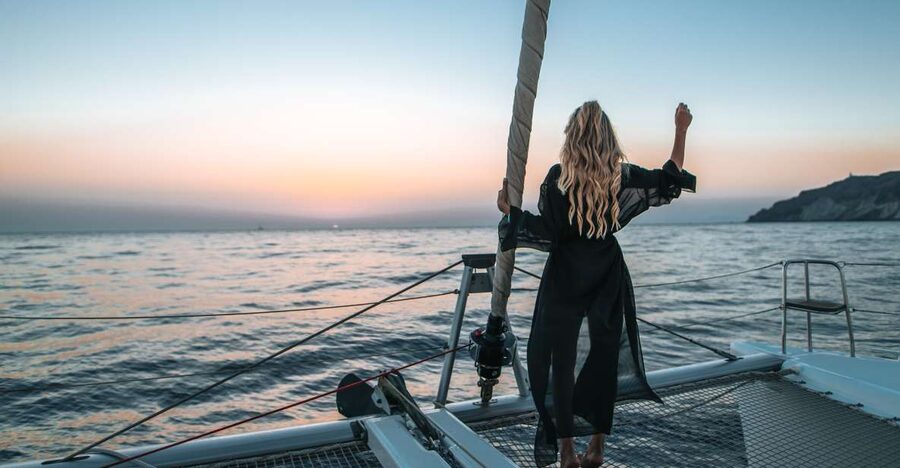 Santorini Catamaran Cruise with Swimming, Meal and Open Bar - Thirassia: the longest stop and the main meal