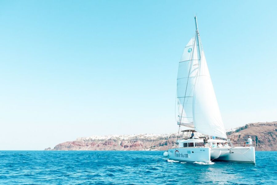 Santorini: Catamaran Tour with BBQ Meal and Unlimited Drinks - What the $153 price really includes