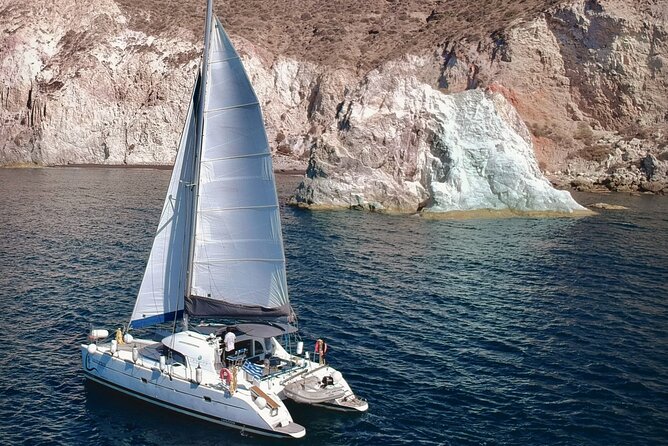 Santorini: Full-Day Catamaran Cruise, with Food|Drinks - The return journey and Santorini sunset