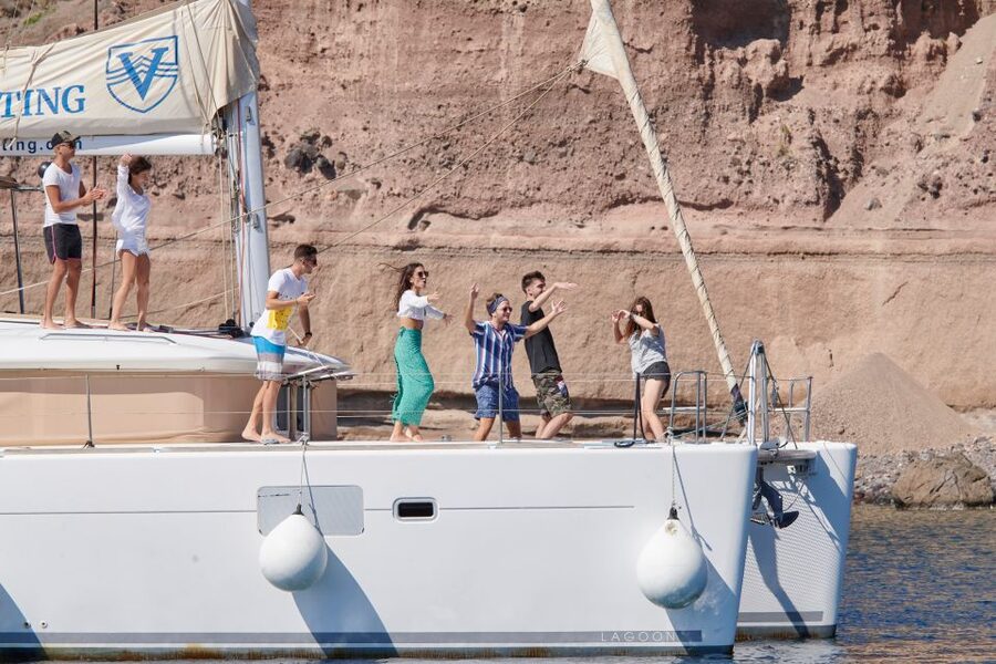 Santorini Gold Catamaran Cruise with Snorkel, BBQ & Open Bar - Quick take: what makes this cruise worth considering