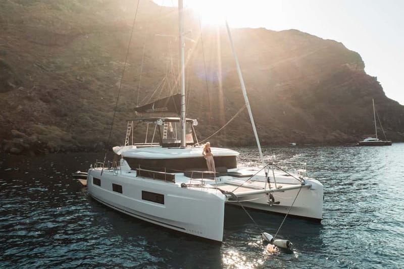 Santorini: Majestic Catamaran Cruise with Meal and Drinks - Why this catamaran cruise works so well