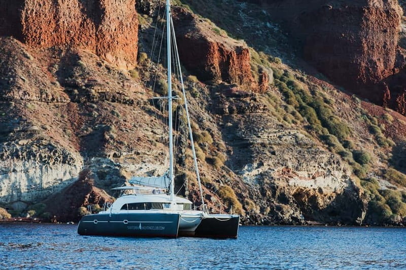 Santorini: Private Catamaran Cruise with BBQ Meal and Drinks - Starting at Ammoudi Bay