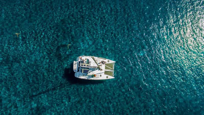 Santorini: Private Catamaran Cruise with Food & Drinks - Why seeing Santorini from the sea matters