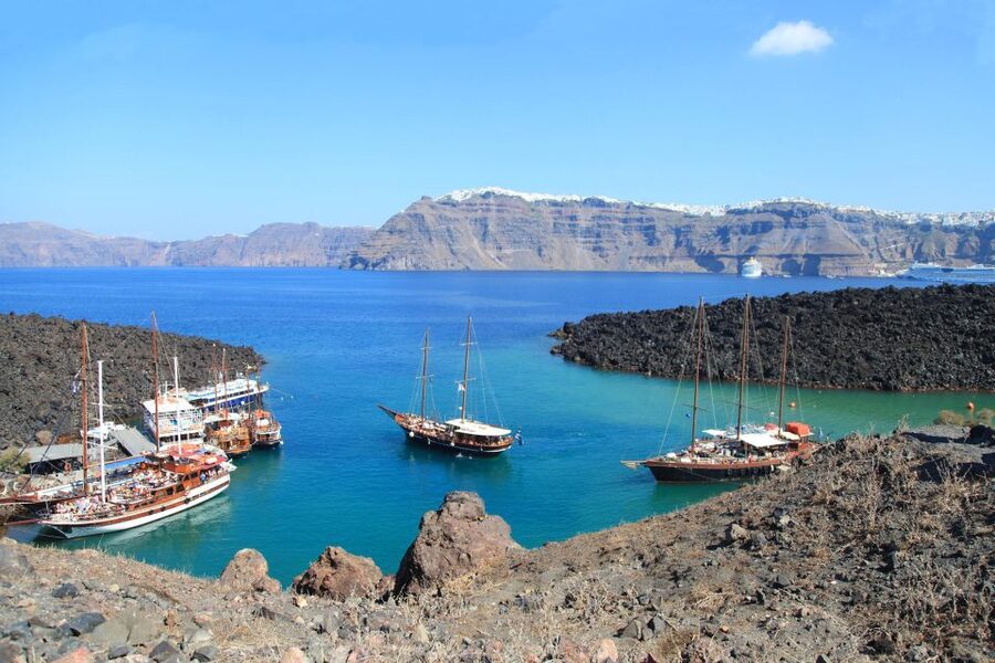 Santorini: Sunset Sailing Cruise, with Dinner and Drinks - Swimming at Nea Kameni’s Hot Springs