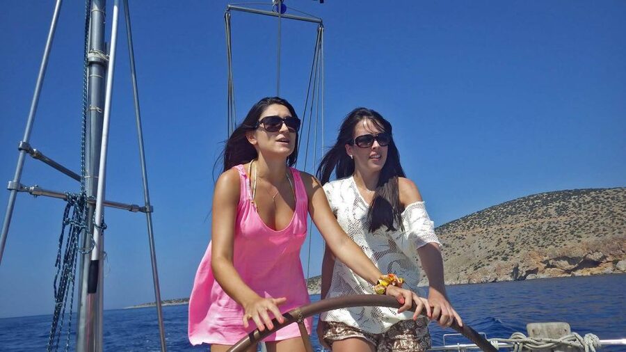 Semi-Private :Full-Day Sailing Tour Swim, Snacks & Drinks - Snorkeling, cliff jumps, and time in the water