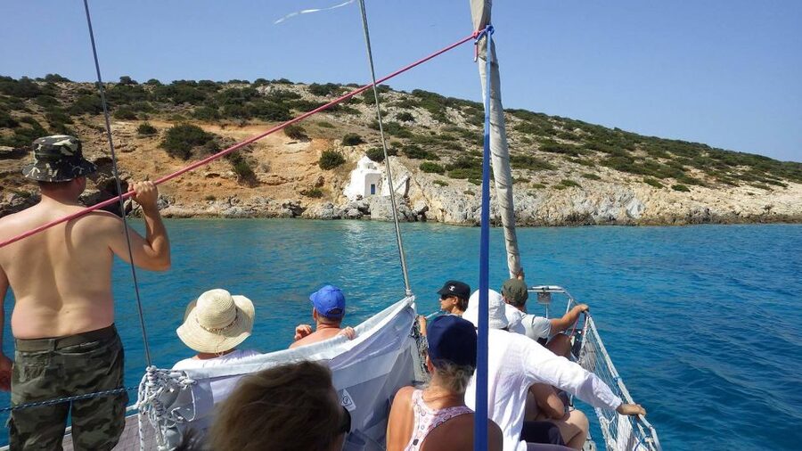 Semi-Private :Full-Day Sailing Tour Swim, Snacks & Drinks - Food, drinks, and the lunch question