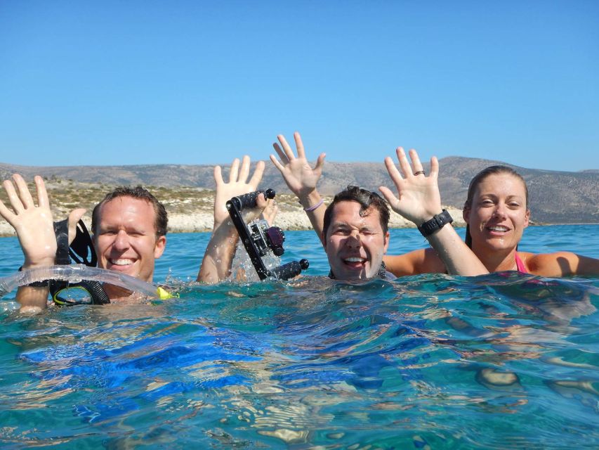 Semi-Private :Full-Day Sailing Tour Swim, Snacks & Drinks - Photos, Wi-Fi, and the small-boat feel