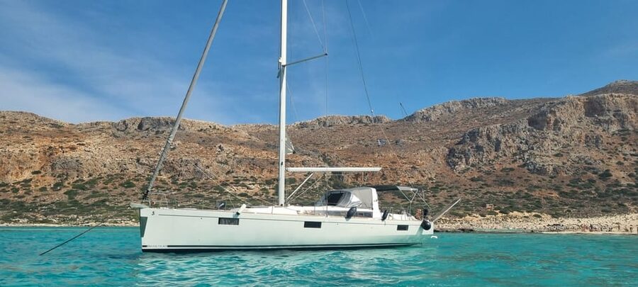 Shared Balos and Gramvousa Sailing Trip with Meal and Drinks - Leaving Kissamos Port on Izabela or Poseidon