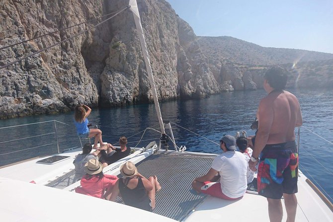 Shared Catamaran All inclusive-Day Cruise to Naxos or Paros - Swimming and snorkeling at three stops