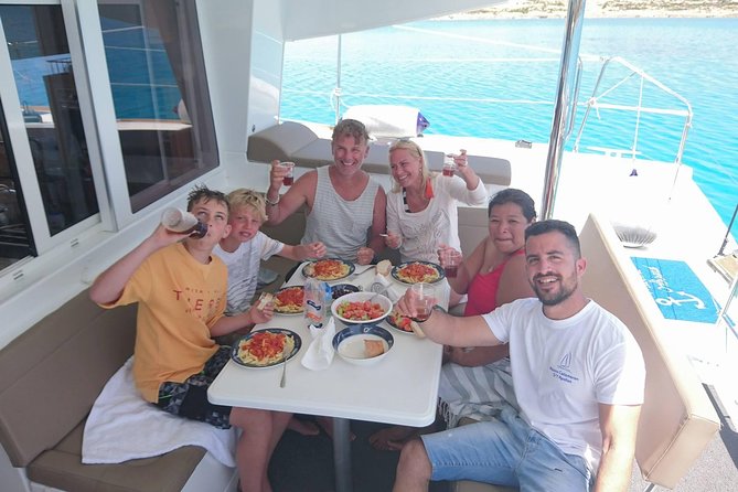 Shared Catamaran All inclusive-Day Cruise to Naxos or Paros - Drinks, sun, and the social side