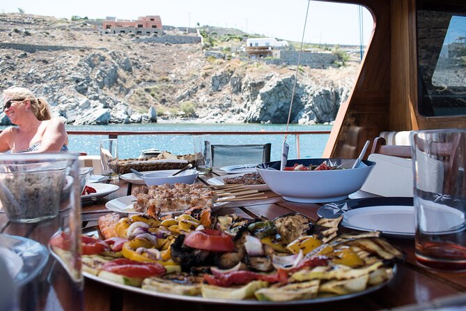 Shared Mykonos Sail Cruise to Delos and Rhenia Islands - Timing, transfers, and what to pack