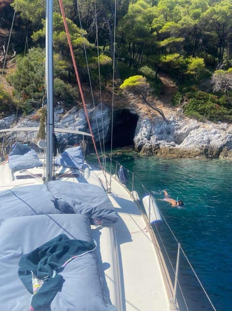 Skiathos: day sailing trip with swim stops and lunch - Who will enjoy this most