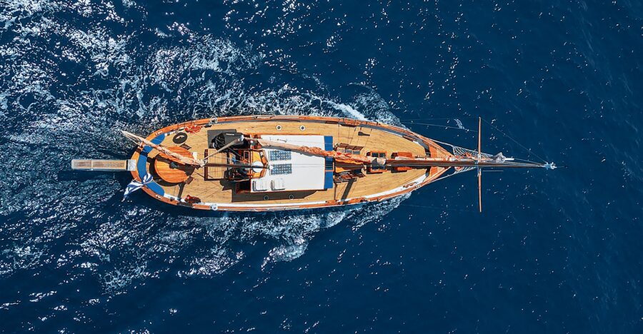Skiathos: Wooden Sailboat Full- or Half-Day Trip with Meal - Boarding Katerina in Skiathos Old Port