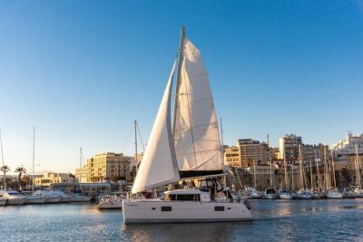 Small Group Santorini Catamaran Cruise with BBQ