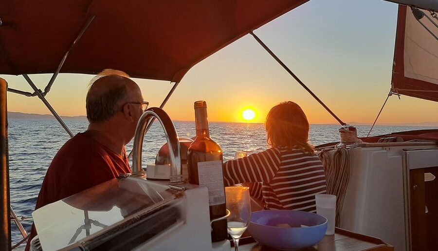 Sunset Sailing Cruise in Halkidiki - A sunset cruise built around atmosphere