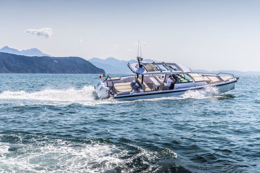 The Fastest All Inclusive Private Motor Yacht in Santorini - Key points to know before booking