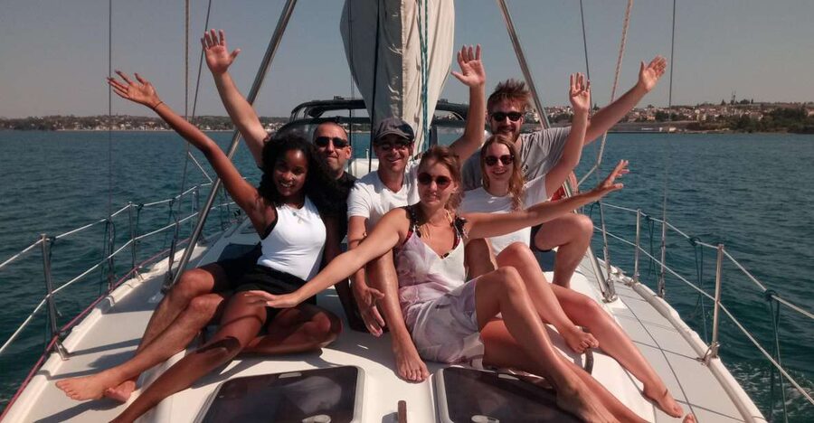 Thessaloniki: Half-Day Sailing Cruise to Shipwreck Bay - The parts that require preparation