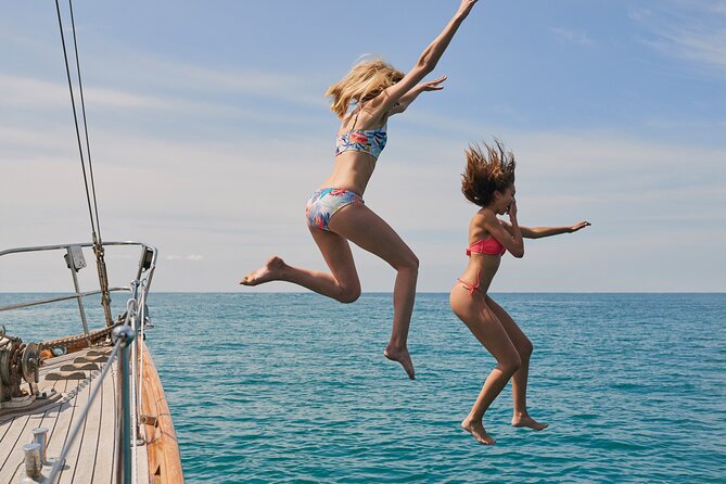 Unique sailing experience to Aegina-Metopi and Skala - From Piraeus to the Saronic Gulf